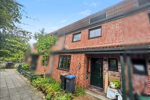Familienfreundliches Reihenhaus mit Carport in Düsseldorf-Lichtenbroich – Die vollständige Adresse der Immobilie erhältst du vom Anbieter., 40472 Lichtenbroich, Düsseldorf – Vorschaubild 2
