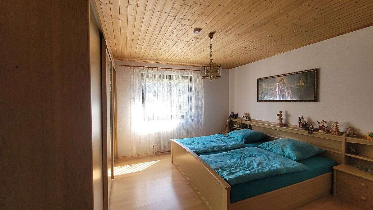 Immobilie in Staudernheim - Einfamilienhaus mit Garage am Waldrand - Bild 2