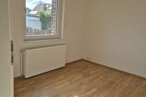 Exklusiv saniertes freistehendes Einfamilienhaus mit Kamin, Südterrasse & großem Garten von privat – Sarstedter Straße 2A, 30519 Mittelfeld, Hannover – Vorschaubild 15