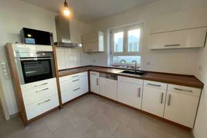 schönes zentrumsnahes Einfamilienhaus mit viel Platz und Dachterrasse in Geisenhausen – 84144 Geisenhausen – Vorschaubild 7