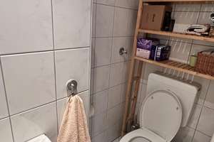 Schöne helle 79 m2 Wohnung in ruhier Wohnlage in Düsseldorf Lörick – Niederdonker Str. 9, 40547 Lörick, Düsseldorf – Vorschaubild 5