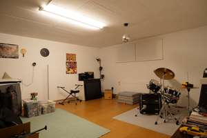 Ein Zuhause zum Wohlfühlen – gepflegter Bungalow mit großzügigem Keller und idyllischem Garten! – Die vollständige Adresse der Immobilie erhältst du vom Anbieter., 65207 Naurod, Wiesbaden – Vorschaubild 11