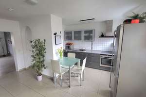 +++Neu-Ulm/Pfuhl,
 charmante 3-Zi.-ETW, 
ca. 86 m² Wfl., Garage, 
1. OG, großer Balkon+++