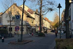 RUHIG I GROßZÜGIG I BUNGALOW MIT EIGENEM GYM I SAUNA I KAMIN I  BÜRO I EINLIEGERBEREICH (optional) – Die vollständige Adresse der Immobilie erhältst du vom Anbieter., 51375 Schlebusch, Leverkusen – Vorschaubild 22