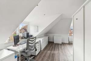 Platz zum Durchatmen - Modernes Einfamilienhaus in Heide – Die vollständige Adresse der Immobilie erhältst du vom Anbieter., 25746 Heide – Vorschaubild 13