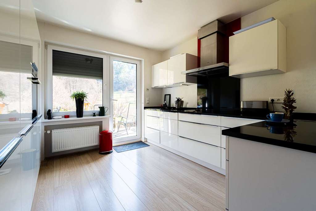 Immobilie in Sankt Thomas - Freistehendes Einfamilienhaus in Waldrandlage Sankt Thomas - 2018 kernsaniert - 4 Schlafzimmer - Bild 3