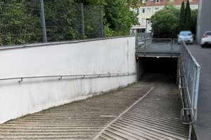Charmante Dachgeschosswohnung mit Tiefgaragenstellplatz in Bielefeld – Die vollständige Adresse der Immobilie erhältst du vom Anbieter., 33607 Mitte, Bielefeld – Vorschaubild 12
