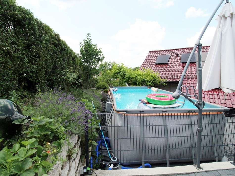 Pool (2)