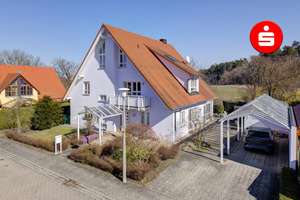 Familienfreundliches Einfamilienhaus in naturnaher Lage – Die vollständige Adresse der Immobilie erhältst du vom Anbieter., 90513 Zirndorf – Vorschaubild 1