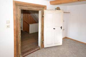 Hofstelle - Wohnhaus und denkmalgeschütztes Bauernhaus in Perach im Landkreis Altötting – Neumühle 22 22 1/2, 84567 Perach – Vorschaubild 16
