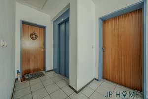 Vermietete 2-Zimmer-Dachgeschosswohnung mit Balkon & Aufzug in Berlin-Pankow – Die vollständige Adresse der Immobilie erhältst du vom Anbieter., 13156 Niederschönhausen, Berlin – Vorschaubild 9