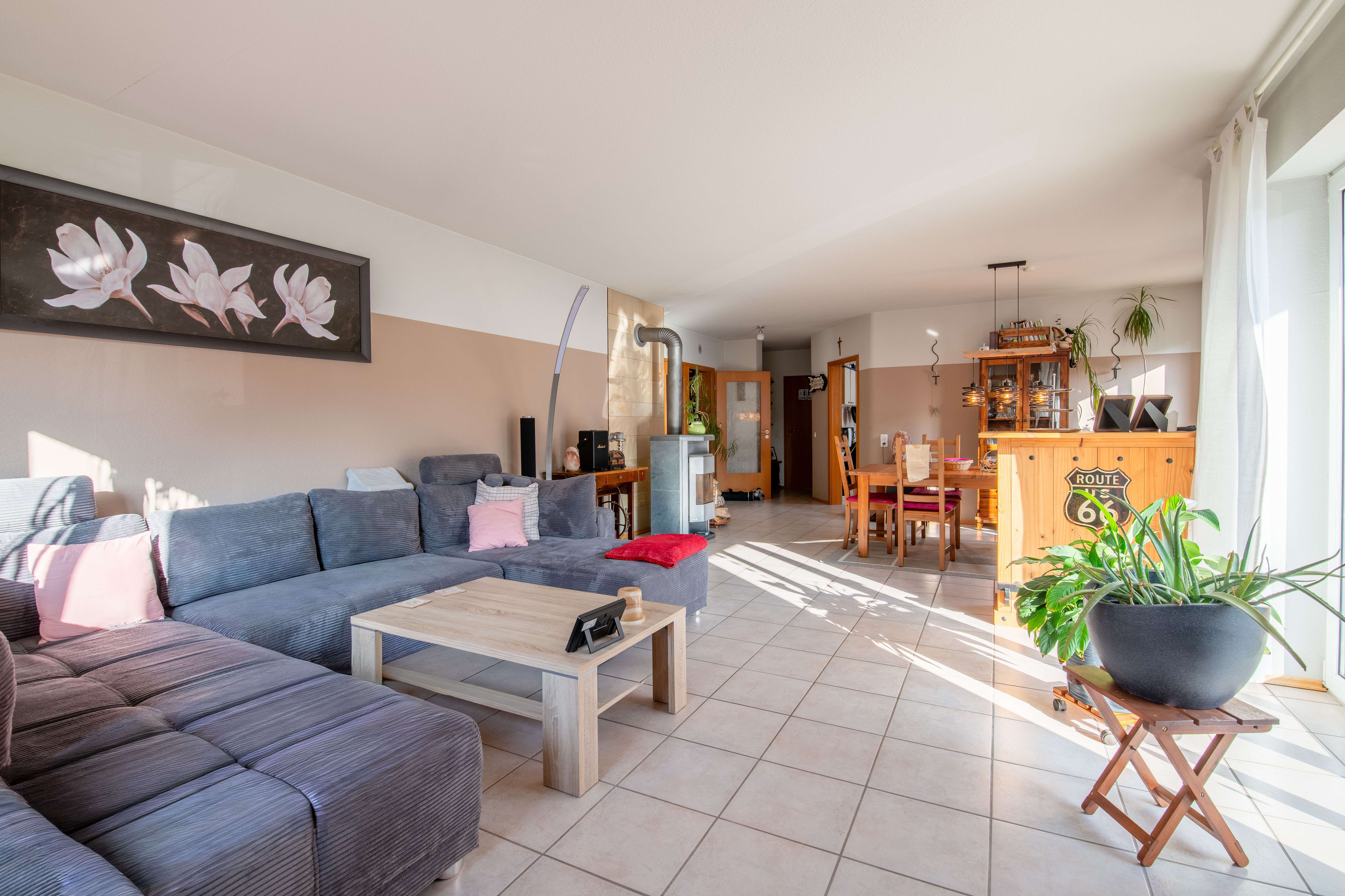 Immobilie in Triefenstein - ++gepfl. MFH nahe MAR. zvk., 4 Wohneinheiten++ - Bild 2