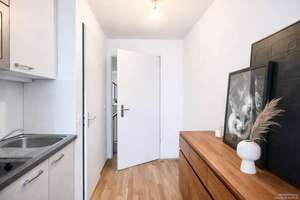 Perfekt für Anleger: Pflegeleichtes Studentenapartment mit Perspektive – Die vollständige Adresse der Immobilie erhältst du vom Anbieter., 81549 Balanstraße-West, München – Vorschaubild 2