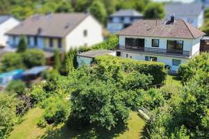 Erbbaurecht: Barrierefreies Fertighaus auf massiver Einliegerwohnung in Hennef (Sieg) – Die vollständige Adresse der Immobilie erhältst du vom Anbieter., 53773 Hennef (Sieg) – Vorschaubild 1