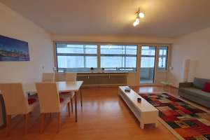Frisch sanierte sonnige Wohnung mit großzügigem Balkon – Die vollständige Adresse der Immobilie erhältst du vom Anbieter., 80637 Dom Pedro, München – Vorschaubild 2