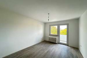 Schöne 3-Zimmer-Wohnung mit Balkon! – Theodor-Heuss-Ring 104, 51377 Steinbüchel, Leverkusen – Vorschaubild 3