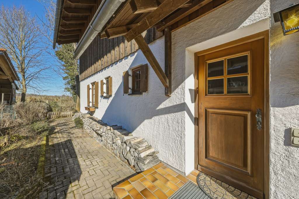 Immobilie in Icking - Einfamilienhaus mit Einliegerwohnung - Erfüllen Sie sich Ihren Wohntraum in Icking - Bild 3