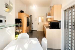 139 m² BERLINER ALTBAUPERLE  •  4 ZIMMER   • STUCK  •   BALKON   •  AUFZUG  •  NAHE KURFÜRSTENDAMM – Die vollständige Adresse der Immobilie erhältst du vom Anbieter., 10711 Halensee, Berlin – Vorschaubild 14