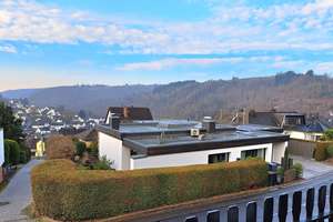 EFH freistehend, mit ELW, Blicklage + Garage + Garten – Die vollständige Adresse der Immobilie erhältst du vom Anbieter., 56337 Arzbach – Vorschaubild 2