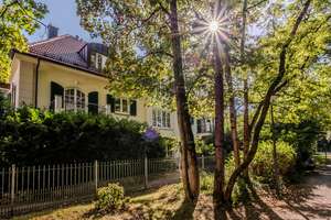Exklusives wohnen in Nymphenburg - Ruhe, Grün, Lebensqualität