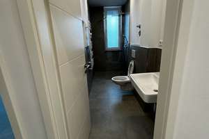 Komplett Kernsanierte Wohnung mit Balkon: exklusive 2,5 Zimmer-Wohnung in Leverkusen – Hardenbergstraße 52, 51373 Küppersteg, Leverkusen – Vorschaubild 3