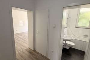 Schöne 2-Zimmer-Wohnung mit Balkon! – Huttropstraße 55, 45138 Huttrop, Essen – Vorschaubild 4