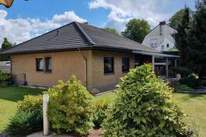 -  VERKAUFT  - Geschmackvoll modernisierter Bungalow mitten in der Stadt! – Die vollständige Adresse der Immobilie erhältst du vom Anbieter., 32257 Bünde – Vorschaubild 2