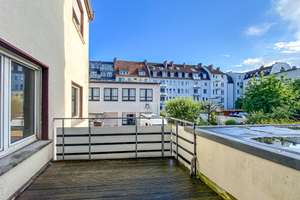 Citynah & sonnig: EG-Wohnung mit Balkon – 3er-WGs willkommen – Die vollständige Adresse der Immobilie erhältst du vom Anbieter., 33602 Mitte, Bielefeld – Vorschaubild 2