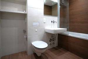 Zweitbezug! Große 3-Zimmer mit Tiefgarage, EBK, Balkon und Wanne am See!  – Zur Heide 6, 4207 Lausen-Grünau, Leipzig – Vorschaubild 6