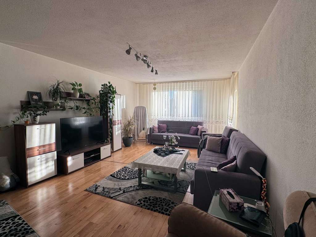 3-Zimmer-Wohnung im 1. OG mit Aufzug – Solide Kapitalanlage oder neues Zuhause