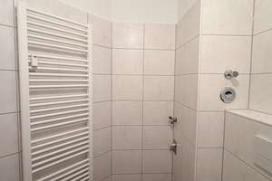 Wohnung mit Balkon ins Grüne und Bad mit Wanne - Einbauküche möglich – Lohrstraße 40, 9113 Schloßchemnitz, Chemnitz – Vorschaubild 15