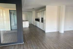 Exklusives Wohnerlebnis in Köln-City: 3-Zimmer-Design-Wohnung mit eigener Sauna & XXL-Balkon – Tel-Aviv-Straße 1, 50676 Altstadt/Süd, Köln – Vorschaubild 7