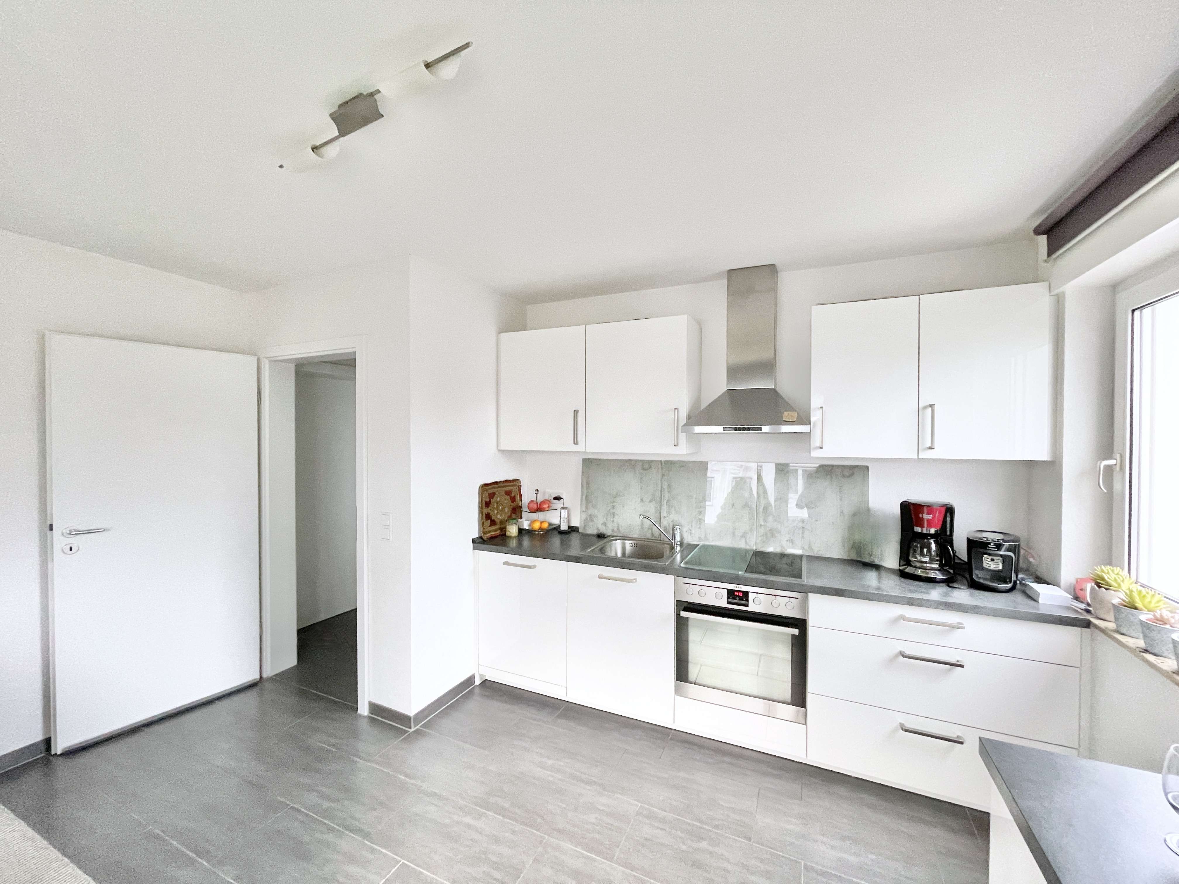 Immobilie in Hohenstein - EINZIEHEN UND WOHLFÜHLEN! TOP RENOVIERTES EINFAMILIENHAUS IN 1A WOHNLAGE IN HOHENSTEIN BREITHARDT - Bild 3