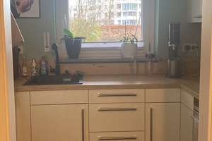 Modernes Wohnen: 2-Zimmer-Wohnung mit Einbauküche in Obersendling