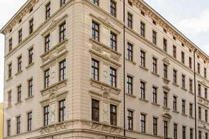 Schöne Dreiraumwohnung mit EBK
