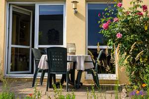 Klein genug zum Wohlfühlen, groß genug fürs Glück! Attraktives Reihenhaus mit kleinem Garten und Ste