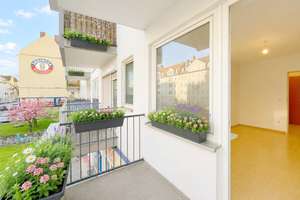 1 Zi.-Balkon-Whg. bei Luitpoldpark, Herzogstraße und Bonner Platz in Schwabing, renovierungsbereit – Die vollständige Adresse der Immobilie erhältst du vom Anbieter., 80796 Am Luitpoldpark, München – Vorschaubild 2