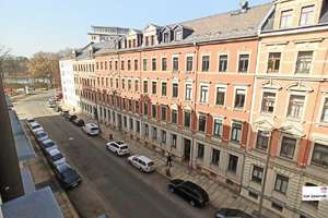 NUR 100 METER BIS ZUM SCHLOSSTEICH... – Georgstraße 39, 9111 Zentrum, Chemnitz – Vorschaubild 1