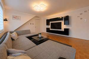 iTH: Ein paar Stufen näher am Wohnglück – großzügige DG-Wohnung in Bottrops Stadtmitte! – Die vollständige Adresse der Immobilie erhältst du vom Anbieter., 46236 Stadtmitte, Bottrop – Vorschaubild 11