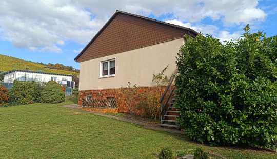 Bild von Freistehendes Einfamilienhaus mit schönem Garten und Doppelgarage in Bingen-Büdesheim