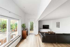 Ihr neues Zuhause mit rund 116 m² Fläche, Garten und Stellplatz im Zentrum von Neu-Isenburg – Die vollständige Adresse der Immobilie erhältst du vom Anbieter., 63263 Neu-Isenburg – Vorschaubild 4