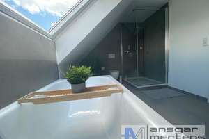 (D)EIN Wohngefühl am Bunten Garten!
Penthouse inklusive Loftgalerie, Loggia, Küche & Garten – Annakirchstraße 239, 41063 Windberg, Mönchengladbach – Vorschaubild 8