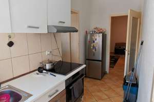 3-Zimmer-Wohnung im 2. OG mit ca. 62 m² in Stuttgart-Untertürkheim – Die vollständige Adresse der Immobilie erhältst du vom Anbieter., 70327 Untertürkheim (Ortsteil), Stuttgart – Vorschaubild 4