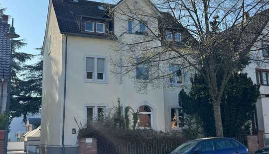 Bild von Stilvolle Altenvilla über drei Etagen – Kapitalanlage mit Wohnung zur Selbstnutzung