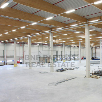 Lager- und Produktionsflächen in direkter Nähe zur A4