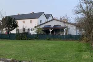 Zwei Einfamilienhäuser mit viel Platz im Zentrum von 84085 Langquaid  – Die vollständige Adresse der Immobilie erhältst du vom Anbieter., 84085 Langquaid – Vorschaubild 9