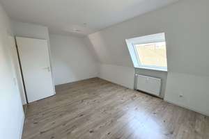 5-Zimmer auf zwei Ebenen - frisch renoviert mit Balkon – 45147 Holsterhausen, Essen – Vorschaubild 21