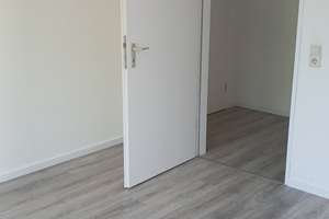 3-Zimmer-Wohnung mit Balkon in Düsseldorf-Mörsenbroich – 40470 Mörsenbroich, Düsseldorf – Vorschaubild 2