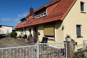 Tolles 2-3 Familienhaus mit tollem Ausblick zur Burg Hardenberg-Preis VB – Die vollständige Adresse der Immobilie erhältst du vom Anbieter., 37176 Nörten-Hardenberg – Vorschaubild 1