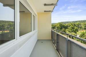 Modern saniert & lichtdurchflutet – stilvolle 3-Zimmer-Wohnung mit neuer Einbauküche und Balkon – Hausdorffstraße 1, 53129 Kessenich, Bonn – Vorschaubild 9